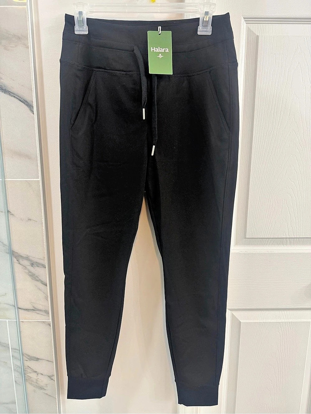 Halara High Waisted Plain Side Pocket Casual Joggers Black Medium